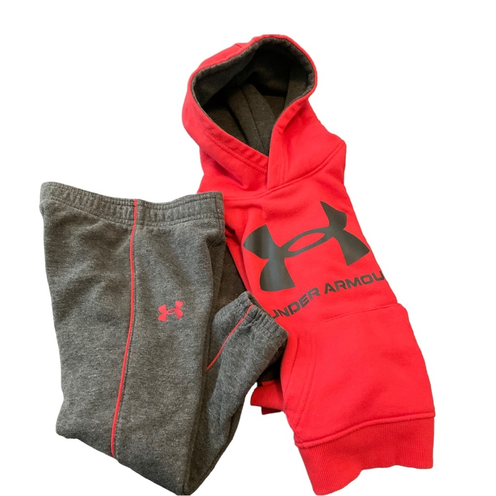 Under ARMOUR  set toddlers